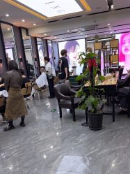 -藤野造型烫染·漂发