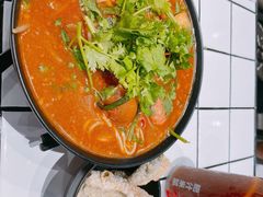 -肥汁米蘭香港米线(长宁来福士店)