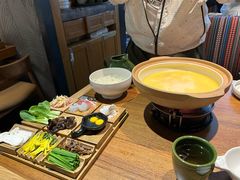 -云海肴·汽锅鸡·云南菜(天山百盛优客店)