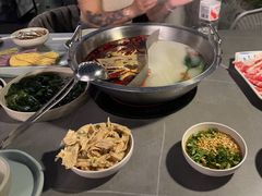 -故里和山·成都火锅(欢乐港湾店)