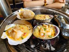 -围炉肉舍•炭烤活鳗•丹东海鲜烤肉(步行街店)