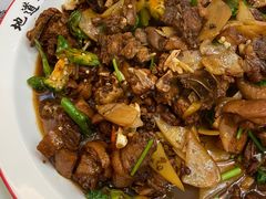 -鲁南仔·滕州炒鸡(经三路店)