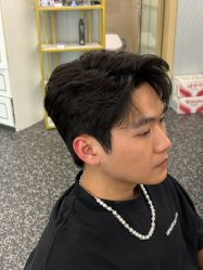 -即型男士理发工作室