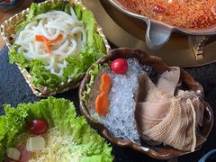 -湊湊火锅·茶憩(南京东路悦荟店)