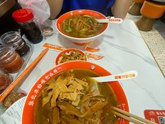 -塞上张记桂林米粉(金凤万达店)