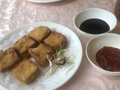酥皮臭豆腐-绍兴饭店(大宁店)