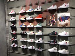 -NIKE品牌体验店(南京东路店)