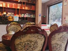 -鲁朗纳麦石锅鸡庄园