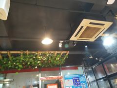 -成都玉林串串香火锅(三八店)