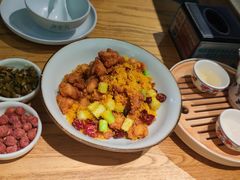 -潮粥荟·潮汕砂锅粥(朝阳大悦城店)