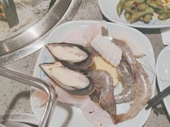 -金滏山烤肉·海鲜·火锅自助餐厅(襄阳万达店)