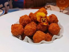 干炸小丸子-真地道京味府·鲜橙烤鸭·北京菜(朝外大街东大桥店)