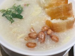 荔湾艇仔粥-点都德(春熙路群光广场店)