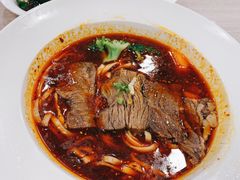 -康师傅私房牛肉面(马泉营奥莱店)