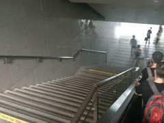 -哈尔滨西站(地铁站)