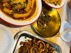 -郑记•不夜城烧烤•龙虾•虾蟹(黄鹤楼店)