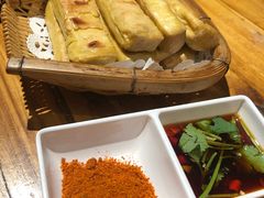 -老滇山寨•云南特色菜•地方菜•民族风情歌舞表演(金碧店)