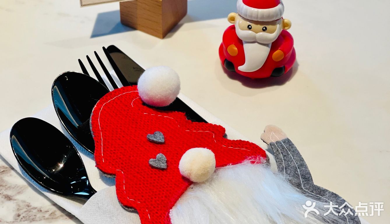 甜品界的天花板丨这个圣诞真「怪诞」🎄