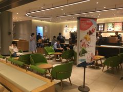 大堂-星巴克臻选(北京银泰店)