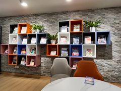 -上海市静安区图书馆(新闸路馆)