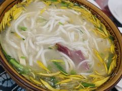 -桥香园云南过桥米线(金马碧鸡店)