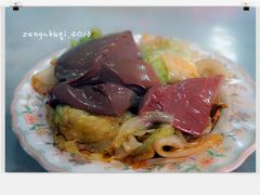 生菜鴨紅-成群小食店