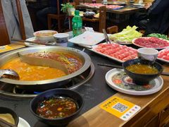 -沸炉重庆老火锅(军事博物馆店)