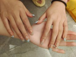 -丽心自助美甲美睫