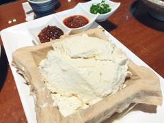 一块豆腐-95号酱骨·一块豆腐(展春园西路店)