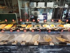自助取餐区-渔民船说·北塘海鲜·天津菜·海肠捞饭(北塘古镇店)