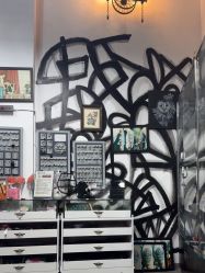 -龙之吻专业刺青·手工耳洞·纹身去色