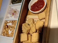 -荷塘秋月·本帮江浙菜(国权路店)