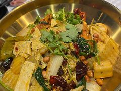 -小山城麻辣香锅(新邻生活广场店)