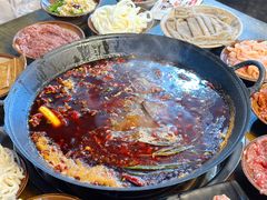-黄潇洒老火锅(九眼桥宏济巷店)