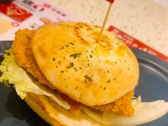 -必胜客(东兴商厦店)