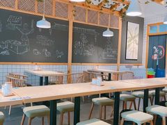 大堂-鸡鸣汤包(复地活力广场店)