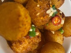 孜然小土豆-炉小二铜锅牛蛙•川湘菜(三里屯店)