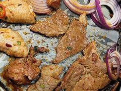 -金滏山烤肉·海鲜·火锅自助餐厅(襄阳万达店)