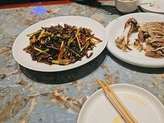 -哈啾嗨·新概念蒙餐(红星新城店)