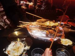 -何师烧烤Pro ·江湖川菜·小龙虾·精酿(太古里旗舰店)