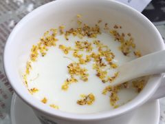 -周大娘牛乳(旧寨古村总店)