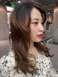 -变画·发型STUDIO