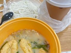 -谭仔米线(皇庭广场店)
