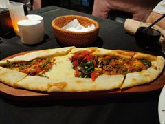四季皮塔饼-Efes Turkish & Mediterranean Cuisine 艾菲斯餐厅(陆家嘴店)