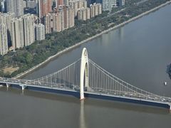 -广州塔卢特斯法国旋转餐厅