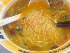 -粉小主·贵州酸汤牛肉粉(南京仙林金鹰店)