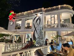 -Mark&Mars Restaurant
