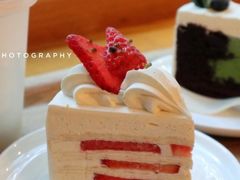 草莓蛋糕-81BAKERY(大学路店)