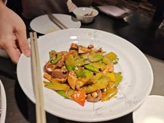 -粤凤佬