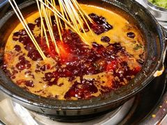 红锅-钢管厂歆瑞源油卤串串香(春熙路太古里店)